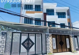 Bán nhà 3 tầng 107m2 Phường Ngọc Hiệp 4 tỷ 3