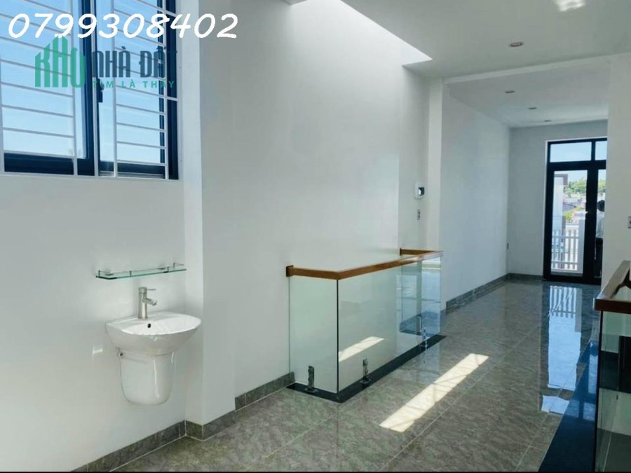Bán nhà 3 tầng 107m2 Phường Ngọc Hiệp 4 tỷ 3