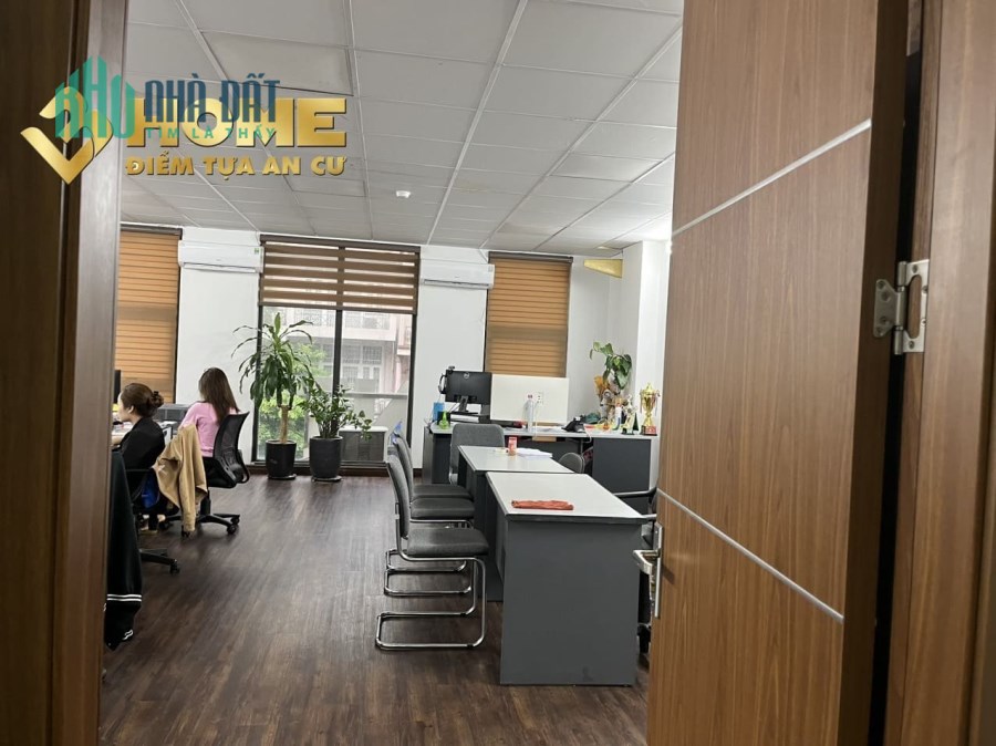 VC254. CHO THUÊ NHÀ MẶT ĐƯỜNG VĂN CAO 135M2 2 TẦNG THÔNG SÀN