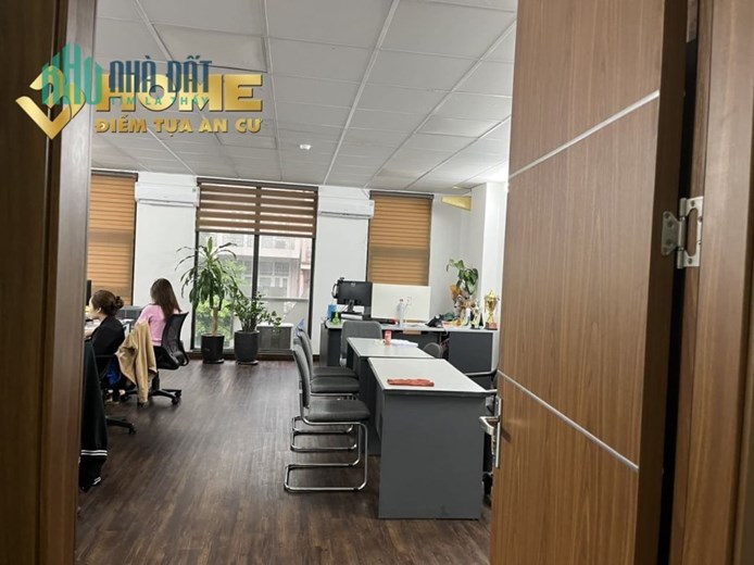VC254. CHO THUÊ NHÀ MẶT ĐƯỜNG VĂN CAO 135M2 2 TẦNG THÔNG SÀN