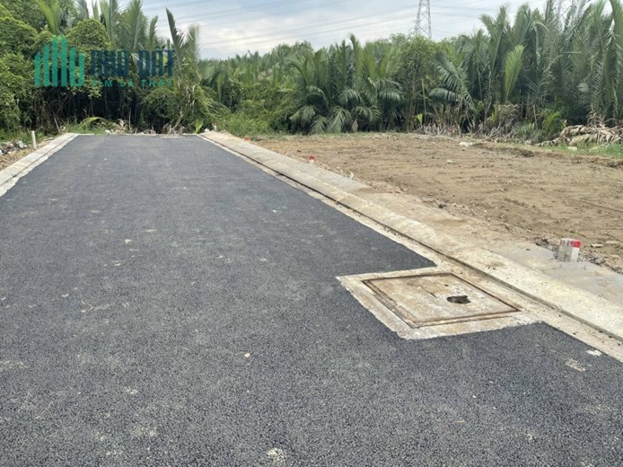 BÁN ĐẤT THỔ CƯ HẺM XE HƠI LÊ VĂN LƯƠNG XÂY TỰ DO