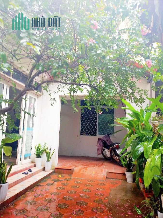 Bán Nhà Phố Âu Cơ Quận Tây Hồ. 99m Mặt Tiền 8m Nhỉnh 15 Tỷ. Cam Kết Ảnh Thật Mô Tả Chính Xác. Chủ