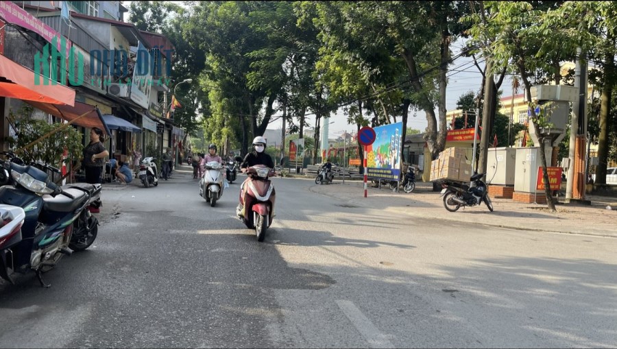 Bán Đất, Đông Ngạc, Thụy Phương, Bắc Từ Liêm 60m2, MT 4.5m 3,5 Tỷ, Sát Bãi Gửi Ô Tô. 0965283789