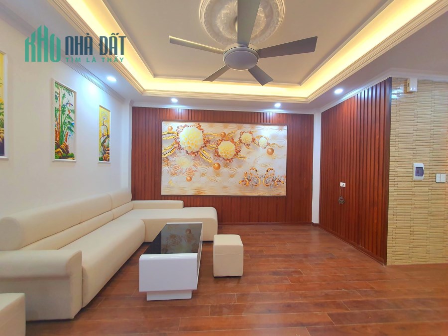 Bán nhà Khương Đình 32m x 6 tầng thang máy, 1 nhà ra phố