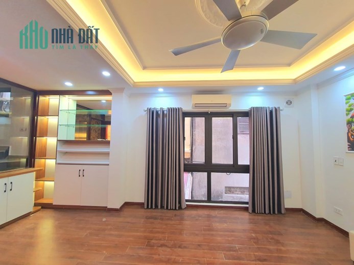 Bán nhà Khương Đình 32m x 6 tầng thang máy, 1 nhà ra phố