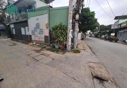 Nhà Quận 12 SHR Diện Tích 4x8 Trệt lầu 2 PN Hẻm xe Tải Giá 2 Tỷ