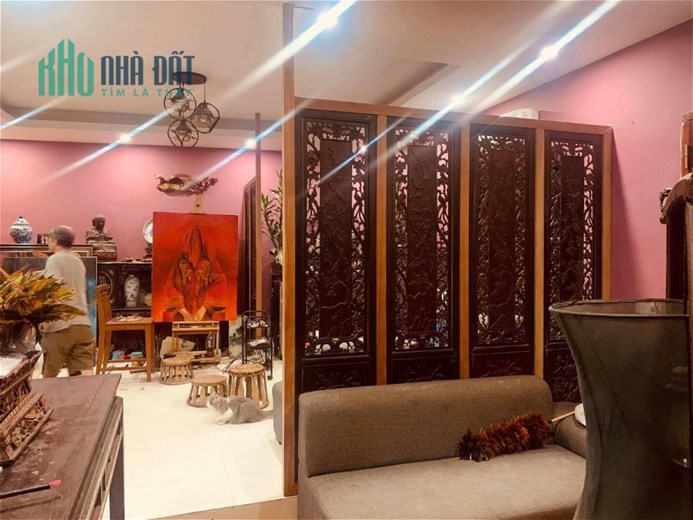 Bán Đất Tặng Nhà Mặt Phố Âu Cơ Quận Tây Hồ. Sổ 42m Thực Tế 109m Mặt Tiền 7m Nhỉnh 15 Tỷ. Cam Kết
