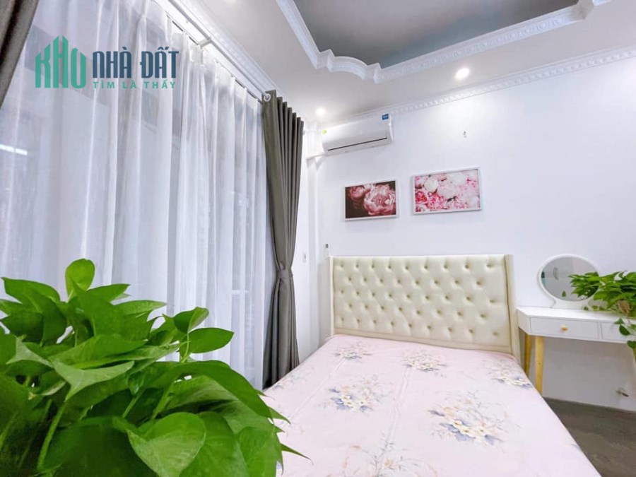Bán nhà Khương Đình 45m x 5 tầng, mt: 4m

Giá chào: 6.35 tỷ