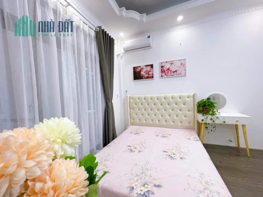Bán nhà Khương Đình 45m x 5 tầng, mt: 4m

Giá chào: 6.35 tỷ