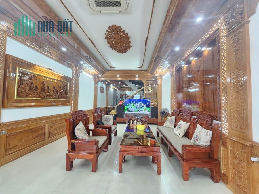Chính Chủ Cần Bán gấp Nhà Mặt Đường Hàng Cau Đông Thọ