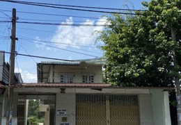 Cho thuê Nhà MT 280m, Ở- buôn bán hoặc KHO 42e, Đặng công bỉnh