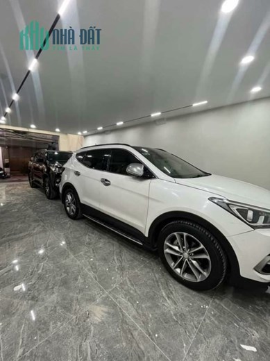 NHÀ 6 TẦNG PHỐ  NGUYỄN VĂN CỪ - SIÊU PHẨM PHÂN LÔ - GARA 2 Ô TÔ - THANG MÁY- MẶT TIỀN SIÊU