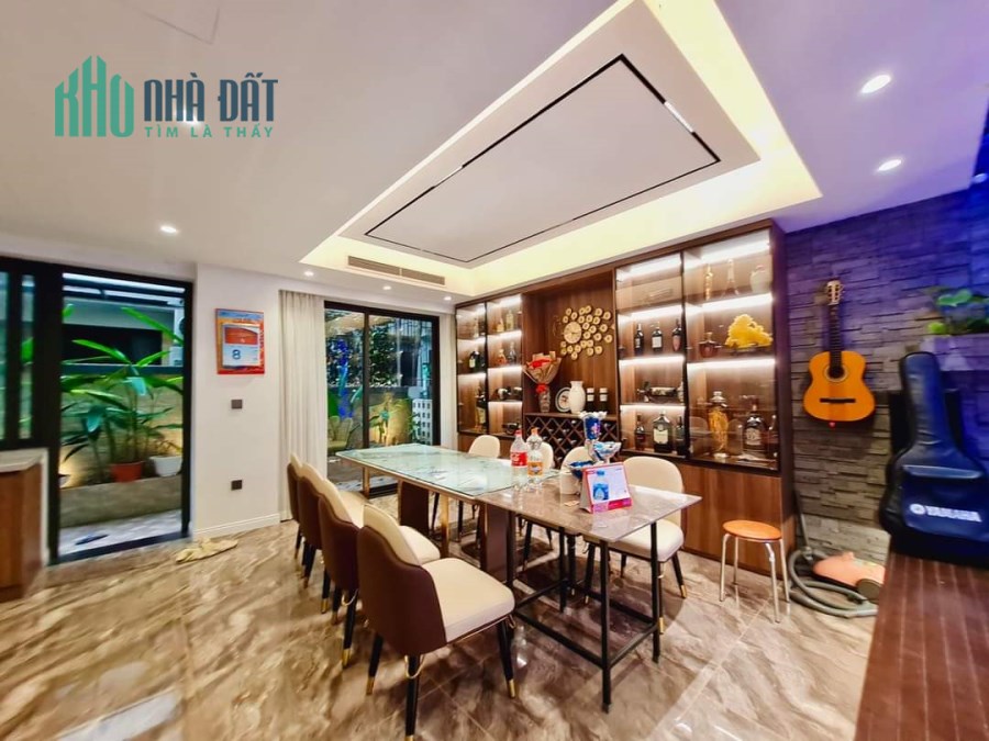 BIỆT THỰ SÂN VƯỜN - KHU ĐÔ THỊ GARDEN CITY - THẠCH BÀN LONG BIÊN. 144M X 4T. GIÁ 22 TỶ
