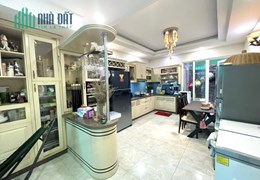 NGÔI NHÀ MƠ ƯỚC Q7 , TẶNG NỘI THẤT CAO CẤP , 5 TẦNG 4m x 20m.ĐƯỜNG 8M , KHU KINH DOANH , CHO THUÊ