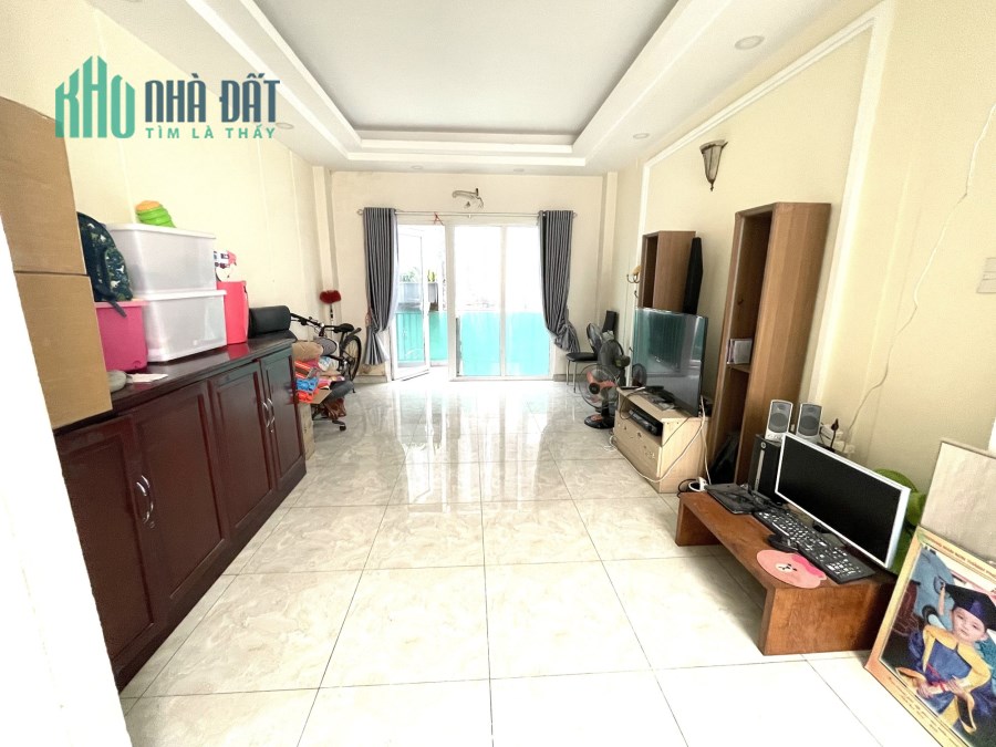 NGÔI NHÀ MƠ ƯỚC Q7 , TẶNG NỘI THẤT CAO CẤP , 5 TẦNG 4m x 20m.ĐƯỜNG 8M , KHU KINH DOANH , CHO THUÊ