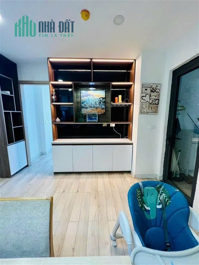 Cần bán 3PN chỉ với 5.2 tỷ, DT 124 m2  view thoáng sổ đỏ CC lâu dài slot oto