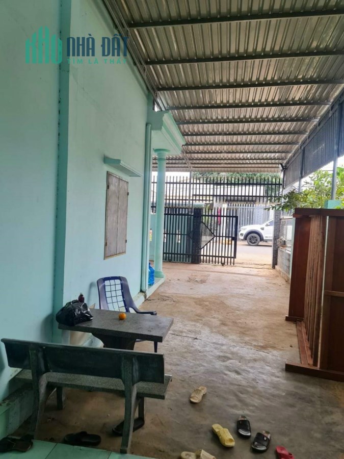 Bán 240m2 đất MT Hương Lộ 3 Xã Hòa Long SHR 3.5 tỷ. Lh:0911090000