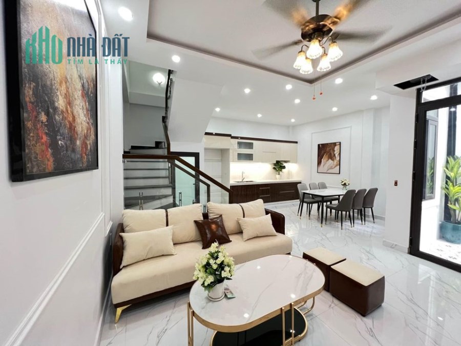 BÁN NHÀ –Tân Xuân-vỉa hè -kinh doanh –82M 6 tầng 11.5 TỶ