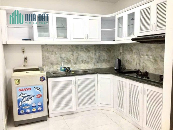 Bán căn hộ 2 phòng ngủ view đẹp, thoáng mát liền kề Phú Mỹ Hưng, tiện bề đi tứ tung chỉ với 2 tỷ 7