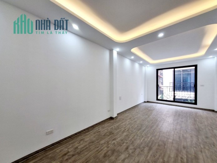 Nhà đẹp Ngọc Lâm, 6 tầng, thang máy, ngõ ô tô, kinh doanh, 47m2, MT 3.6m, giá 8.2 tỷ