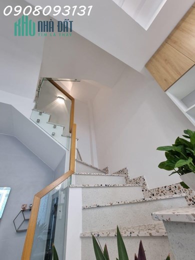 3131- Bán Nhà Phú Nhuận Huỳnh Văn Bánh 40M2 , 3 Tầng , 4PN , hẻm trước nhà 3m Giá 5 tỷ 450