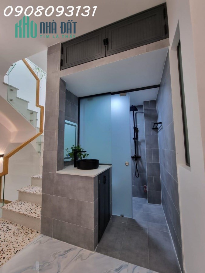 3131- Bán Nhà Phú Nhuận Huỳnh Văn Bánh 40M2 , 3 Tầng , 4PN , hẻm trước nhà 3m Giá 5 tỷ 450