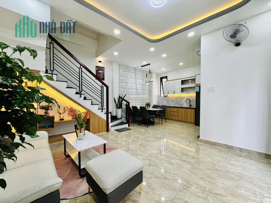Bán Nhà Quang Trung Gò Vấp 42m2 Cách Mặt Tiền 20m 3 Tầng Giá 4 Tỷ 5