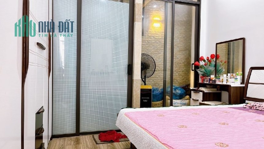 Hạ chào 8 tỷ 5 còn 5 tỷ 650tr  nhà 4 tầng mặt tiền Hà Huy Tập sát Điện Biên Phủ bán gấp