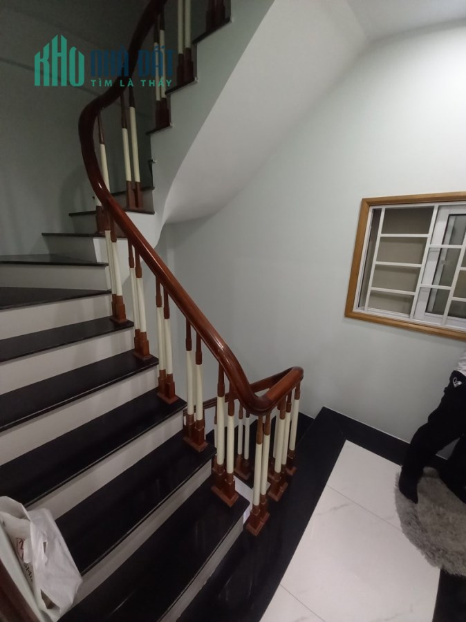 Bán nhà riêng lô góc phố Nguyễn Lân Thanh Xuân 35mx5T 3 ngủ nhà đẹp ở ngay gần phố nhỉnh 4 tỷ