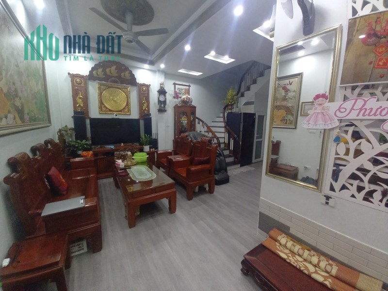 Bán nhà riêng lô góc phố Nguyễn Lân Thanh Xuân 35mx5T 3 ngủ nhà đẹp ở ngay gần phố nhỉnh 4 tỷ