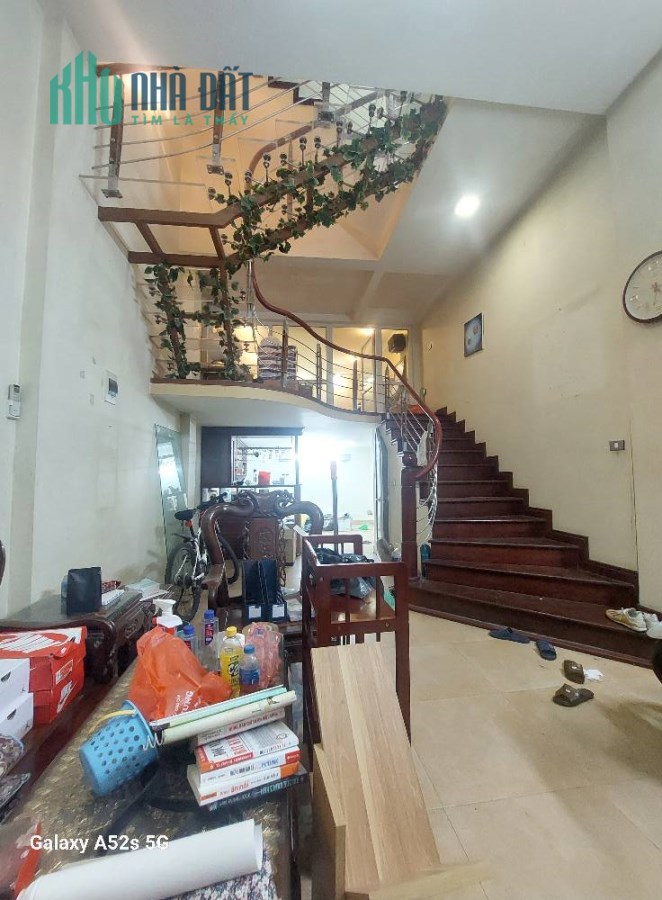 Bán nhà mặt phố Đường 800A 46/50t1/55T2m², 5 tầng, MT 4.1m, Chào giá 10 tỷ Cầu Giấy. Chi tiết liên