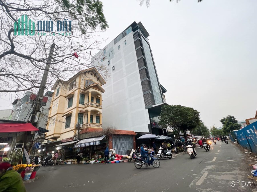 Bán nhà mặt phố Vũ Tông Phan 135m², Nhà C4, MT 5m, Giá chào 35 tỷ Hoàng Mai. Chi tiết liên hệ :