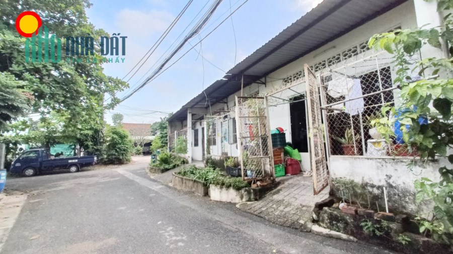 Bán nhà Linh Xuân, Thủ Đức. DT: 7.5m x 17m, đường xe tải, giá hơn 5 tỷ.