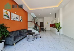 ♪ Nhà Thái Thị Bôi, kiệt 5m Ô tô đậu cửa, 70m2, 2 tầng đẹp, nhỉnh 3 tỷ