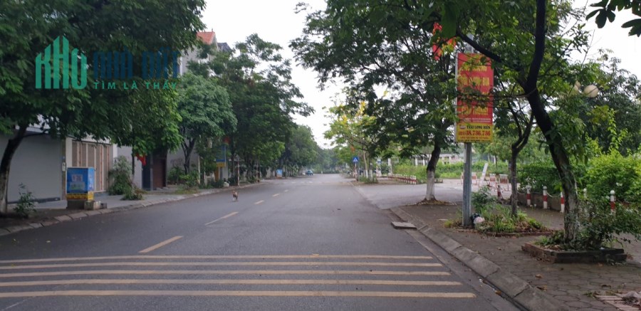 Bán GẤP! Đất P/ lô TĐC Phạm Khắc Quảng, vỉa hè ô tô tránh, DT 40m2, MT 3.6m, giá 4.9 tỷ