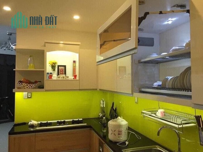 Cho thuê nhà nguyên căn kiệt oto Ông ích Khiêm ĐOẠN  GẦN NGUYỄN TẤT THÀNH