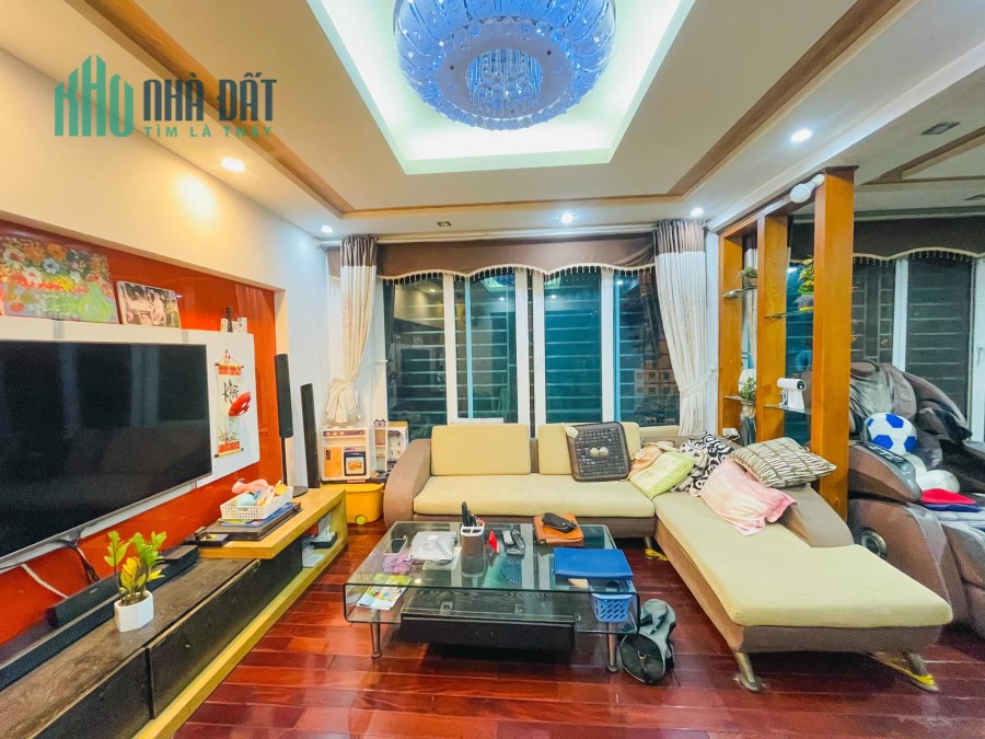 Bán nhà mặt phố Xã Đàn 2 47/53T3m², 5 tầng, MT 6.5m, giá 11.5 tỷ Đống Đa. MUA Liên hệ : O94lO7l689