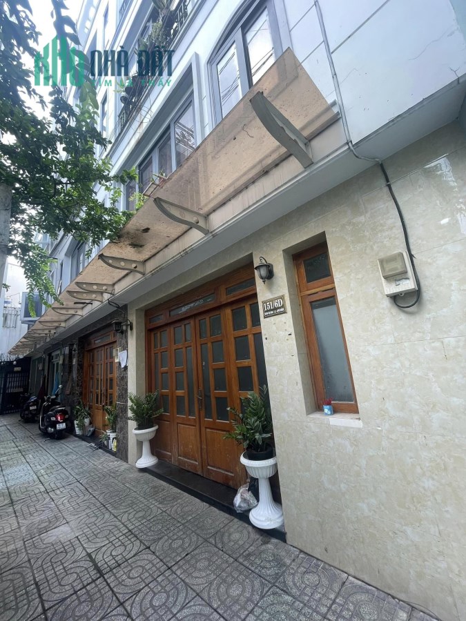 3131-Bán Nhà Phú Nhuận - 60m2 -  NHÀ 4 TẦNG HUỲNH VĂN BÁNH - MỚI ĐẸP - SÁT MẶT TIỀN.