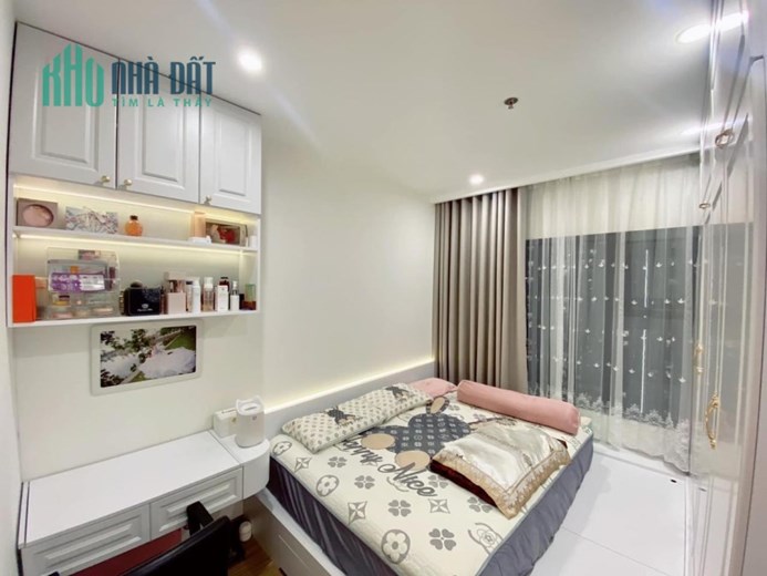 Chuyển nhượng căn hộ 2PN ,2wc full đồ , mua bán căn hộ Vinhomes Smart City 54m2,2 tỷ 85(bp)