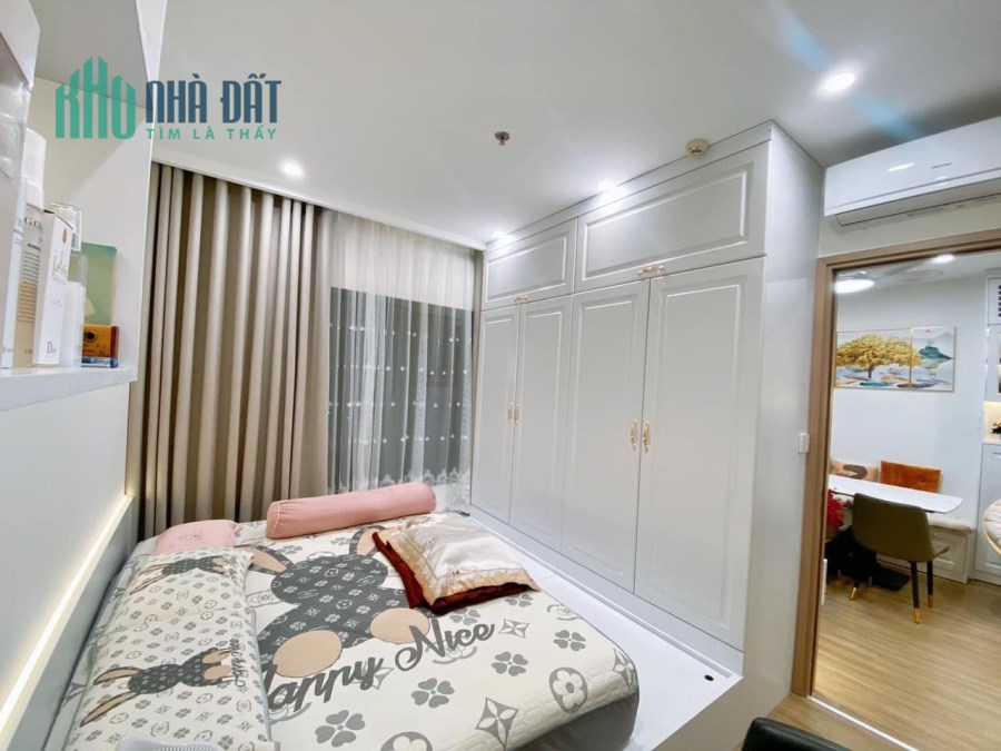 Chuyển nhượng căn hộ 2PN ,2wc full đồ , mua bán căn hộ Vinhomes Smart City 54m2,2 tỷ 85(bp)