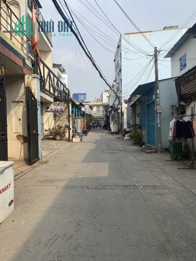 Bán nhà đường Quốc Lộ 1A Bình Tân 10x34 hẻm 6m thông tiện làm xưởng, kho chứa hàng, gần Ao Đôi Mã