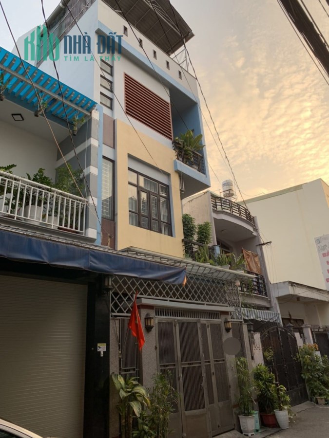 Nhà Tân Phú, gần Gò Dầu đại siêu thị Aeon, 1trệt 3lầu, hẻm xe tải, 5 phòng ngủ giá 9.5 tỷ thương