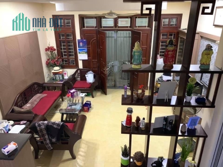 Bán nhà Tôn Thất Tùng 52m x 4T  MT 5.8m giá 5.8 tỷ