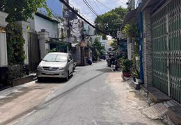 Bán nhà gấp nhà 73.4m2 khu phân lô, hẻm ôtô Phan Văn Hớn quận 12 giá chỉ 3.930 tỷ.