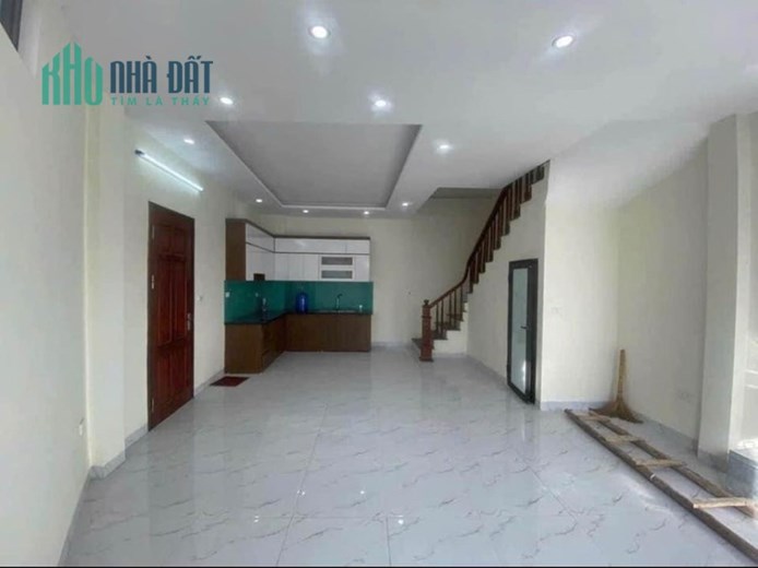 CC CẦN BÁN GẤP 39M Ô GÓC 2 THOÁNG 4 TẦNG, Ô TÔ TRÁNH. LH 0916731784