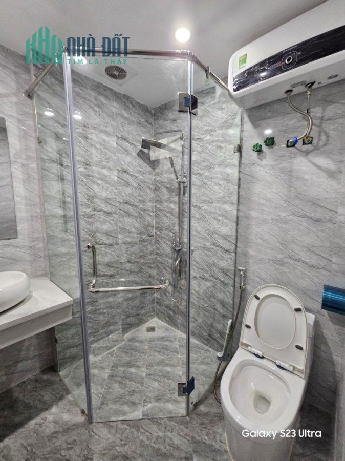 Chính Chủ Nhờ Tìm Khách Thuê Nhà Nguyên Căn Đẹp KD phố Chùa Quỳnh, quận HBT