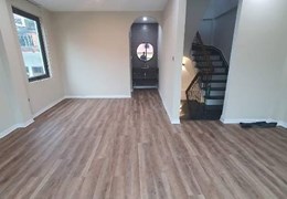 Nhà Ngọc Trì Thạch Bàn , Long Biên 45M x 6T  , Gara Ô Tô , Sát Ô Tô Tránh , Lô Góc . Giá 5 Tỷ