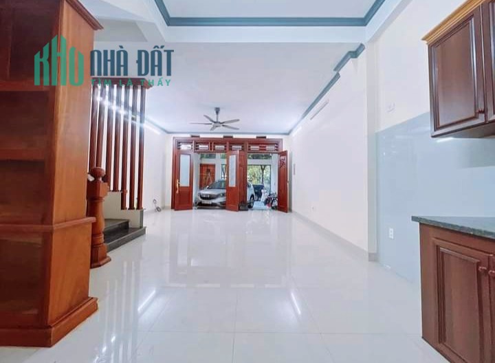 Bán nhà  Nguyễn Khánh Toàn Cầu Giấy, lô góc, ô tô, kinh doanh vô địch 70m5t giá 22 tỷ
