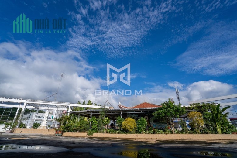 CHỢ LÀO CAI- KHU THƯƠNG MẠI “CHINA TOWN” ĐẦU TIÊN ĐÓN ĐẦU LÀN SÓNG THƯƠNG MẠI QUỐC TẾ VIỆT NAM –