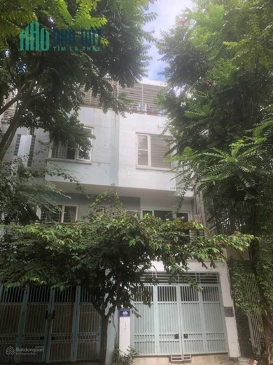 CHÍNH CHỦ BÁN NHÀ PHỐ LÊ TRỌNG TẤN, HÀ ĐÔNG MẶT VƯỜN HOA, VỊ TRÍ ĐẸP KINH DOANH TỐT.